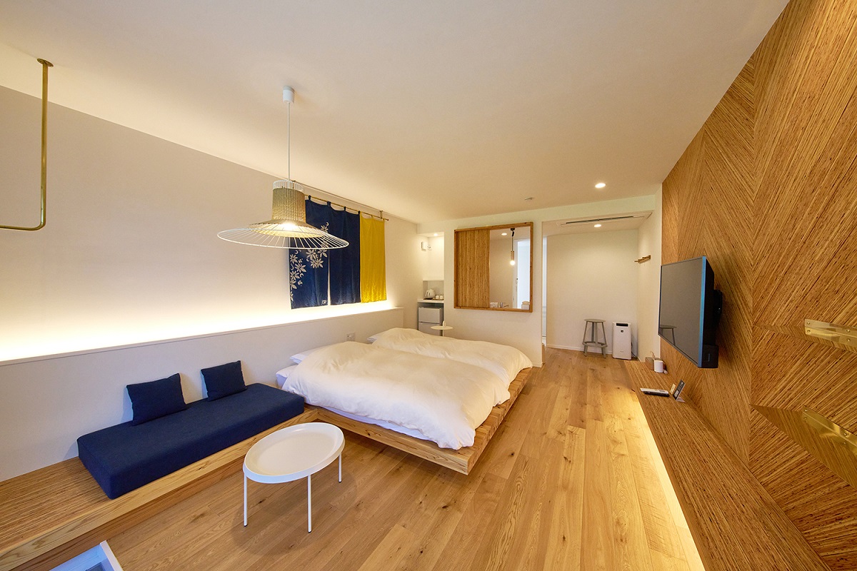 LUXE TECH VILLA